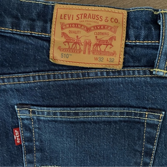 Levi's 510 Red Tag Slim Fit Jeans - Picture 2 of 5